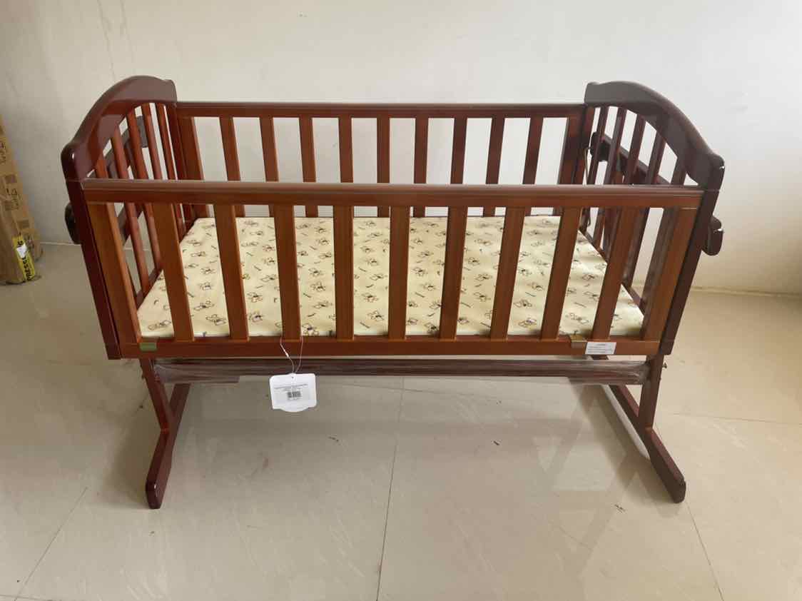 Babyhug ionia wooden cradle Clearance